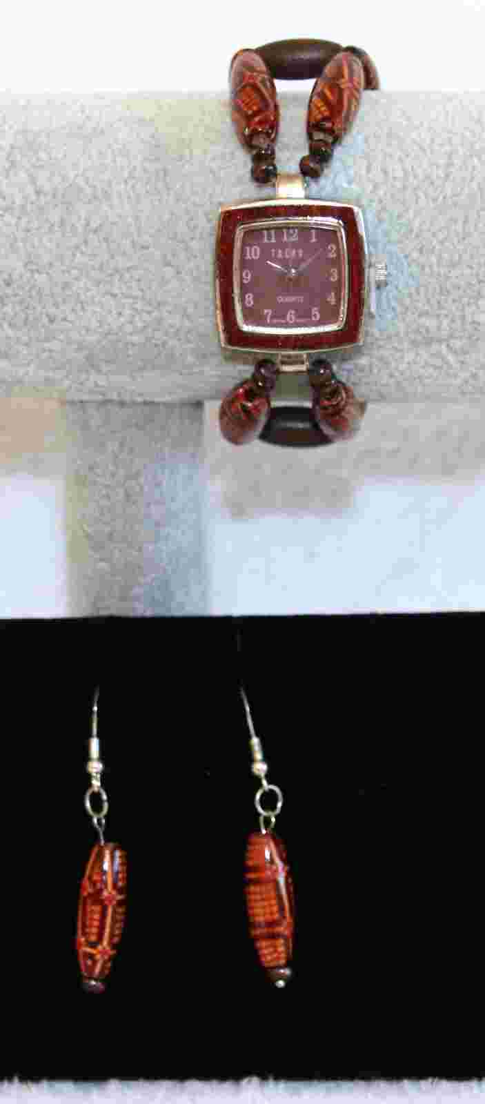 Trendz Watch, Wood Frame, Quartz Movement, Stretchy Wood Band, Matching Earrings