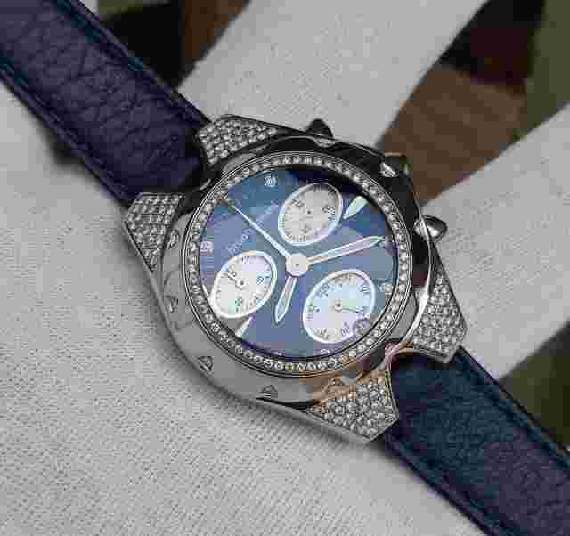 Bruno Banani Chronograph Stainless Diamond's 190 Stone CC2933 Swiss Watch