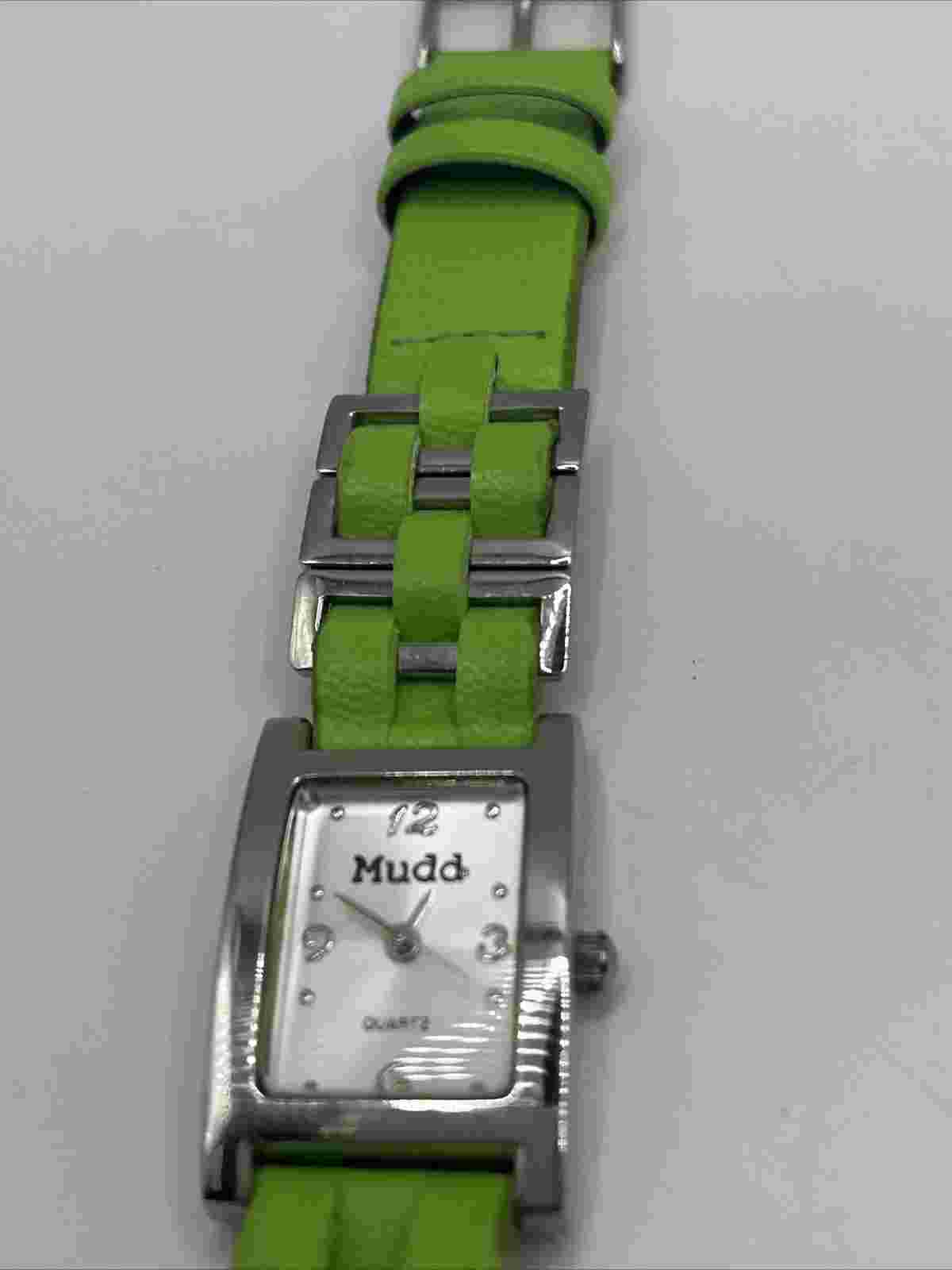 MUDD Silver Tone Green Band MD 1279/A126-04 Working With New Battery