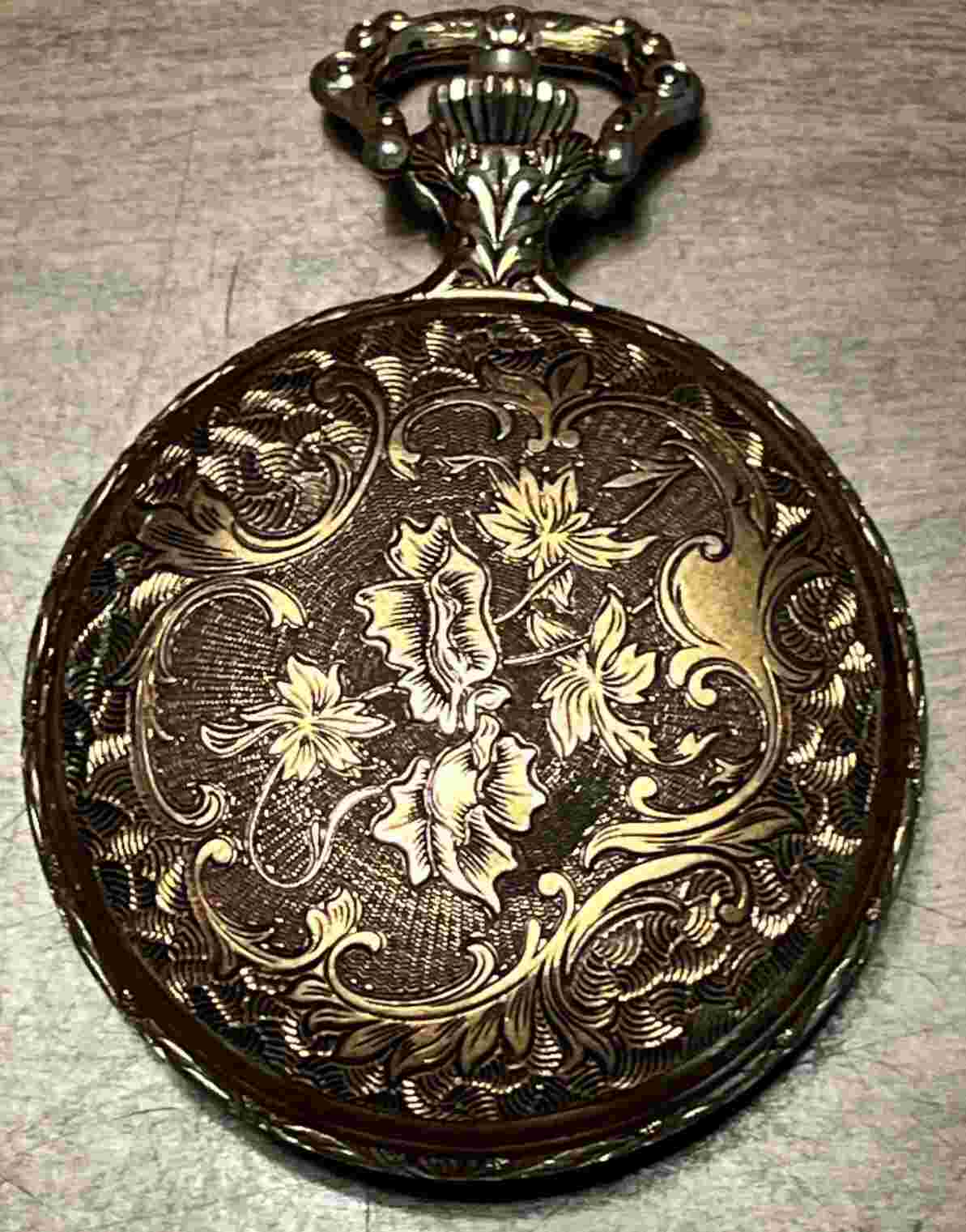 Vintage Aspen Quartz Raised Elk Design Ornate Pocket Watch W/Date (NeedsBattery)