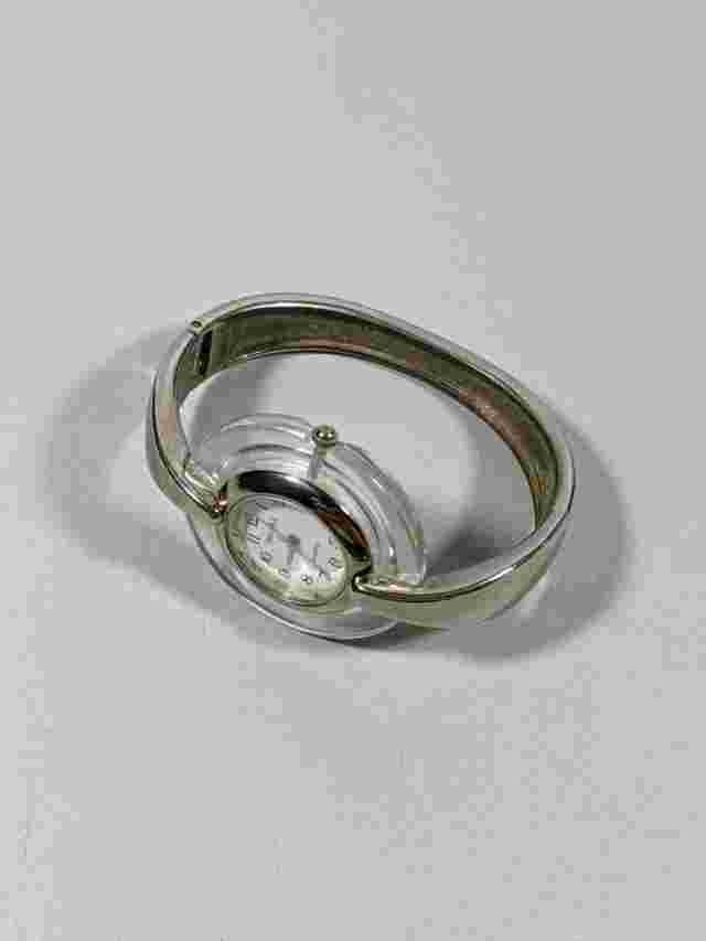 Becora White Dial Round Case 37.5 mm Silver Tone Hinge Bracelet Band Watch