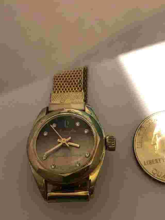 Vintage Remington Electra Ladies Watch NOT WORKING FOR PARTS or REPAIR