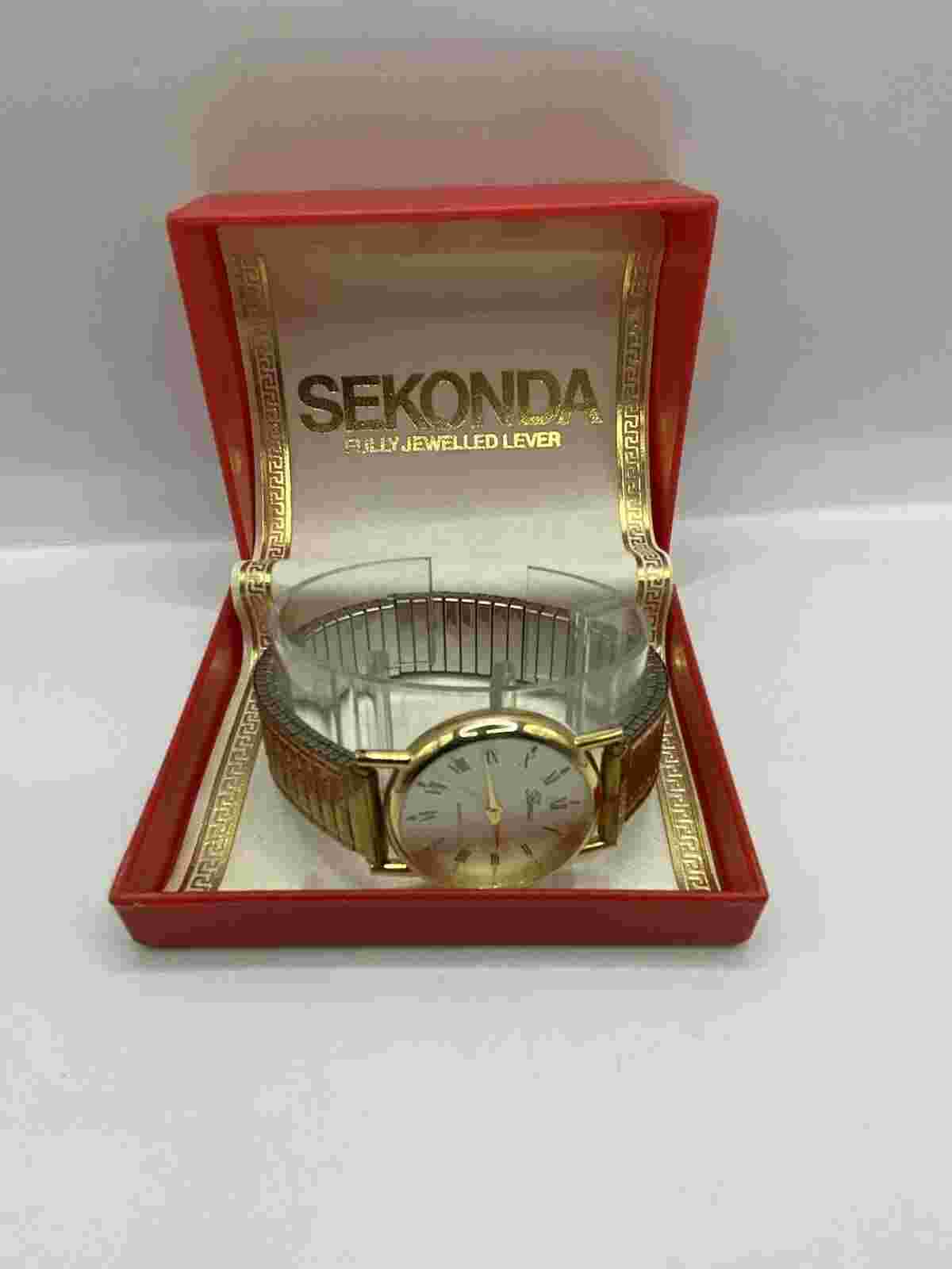 Vintage Renis Quartz Japan Mvt Gold Tone & Box Untested For Repair 34mm