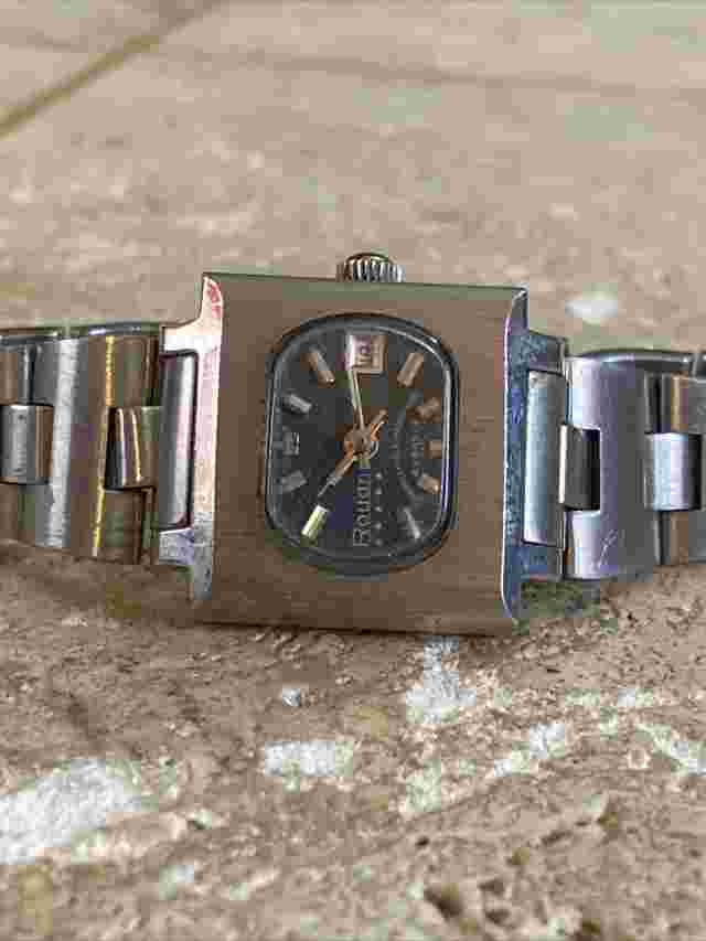 Vintage Rouan Wristwatch Stainless Steel Blue Date Needs Battery #2543