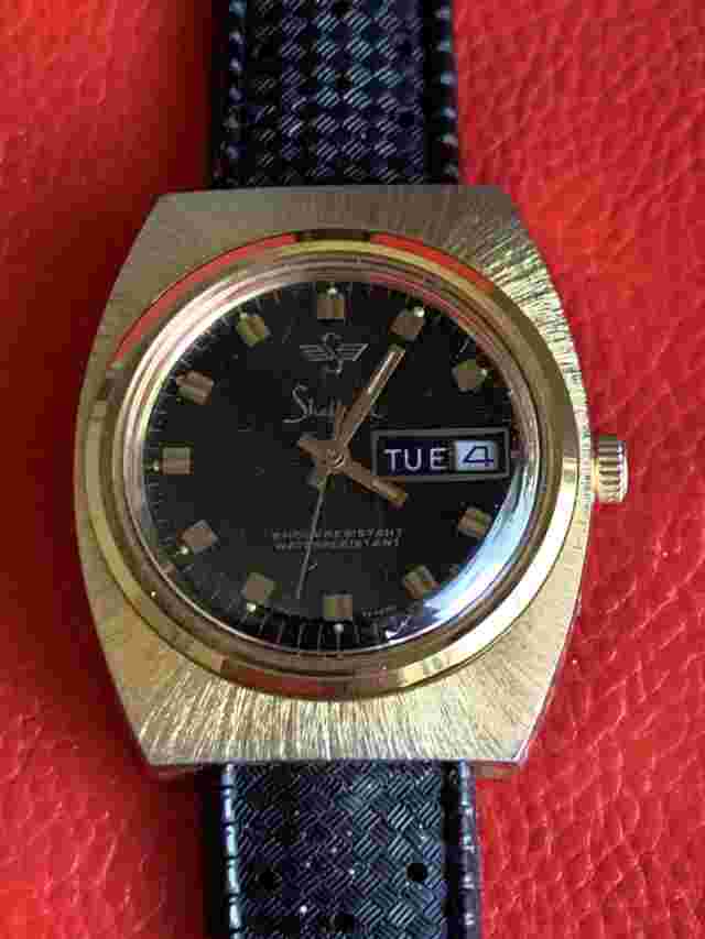 rare vintage Sheffield Day Date Shock resistant  & Water Resistant swiss made