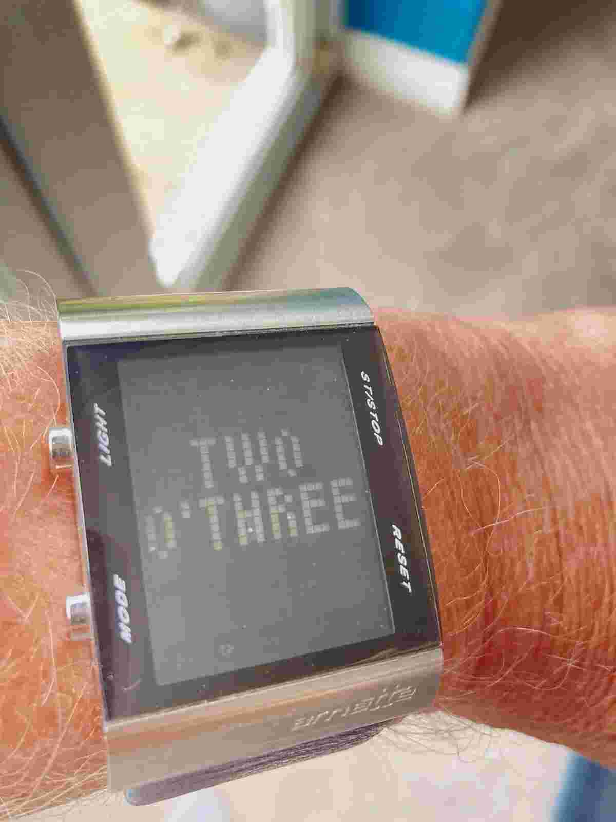Retro 80’s watch Arnette AR 02101 With Leather Strap