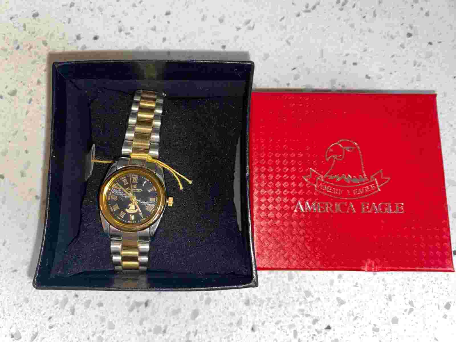 American Eagle Unisex Silver/Gold Standard Watch New Battery NIB WE SHIP FAST