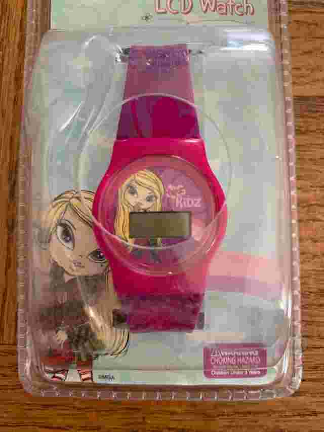 Childrens Bratz Watch-BRAND NEW-SHIPS SAME BUSINESS DAY