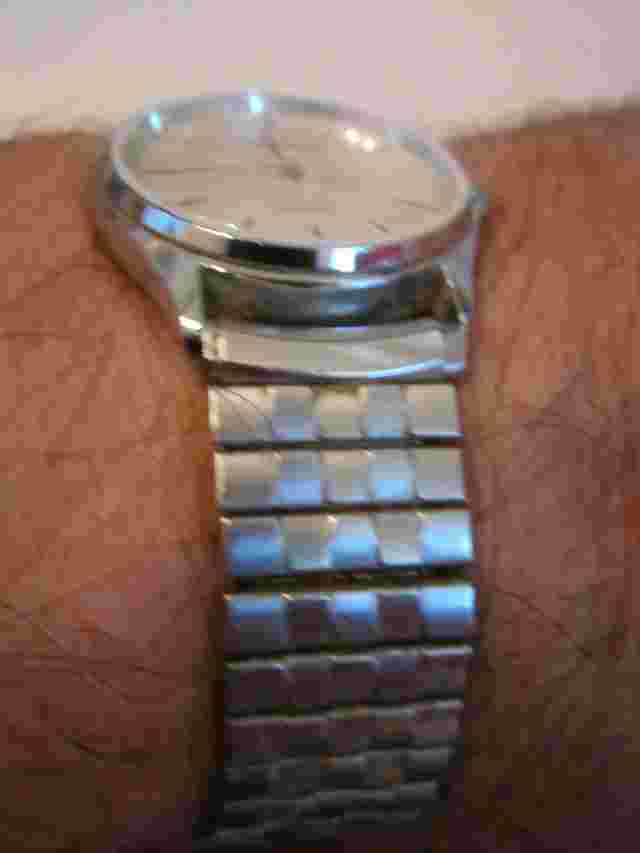 VINTAGE CARAVELLE DAY/DATE WATCH - MADE BY BULOVA - BBA-30