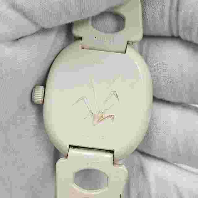 Vintage Chalet Wrist Watch Women 35mm White Dial Shock Resist Manual Wind