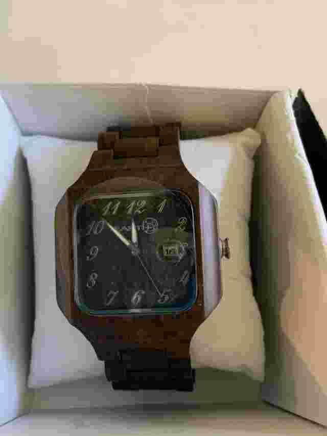 NEW Earth SESO02 Unisex Dark Brown Wood Eco Friendly Watch *Battery Needed*