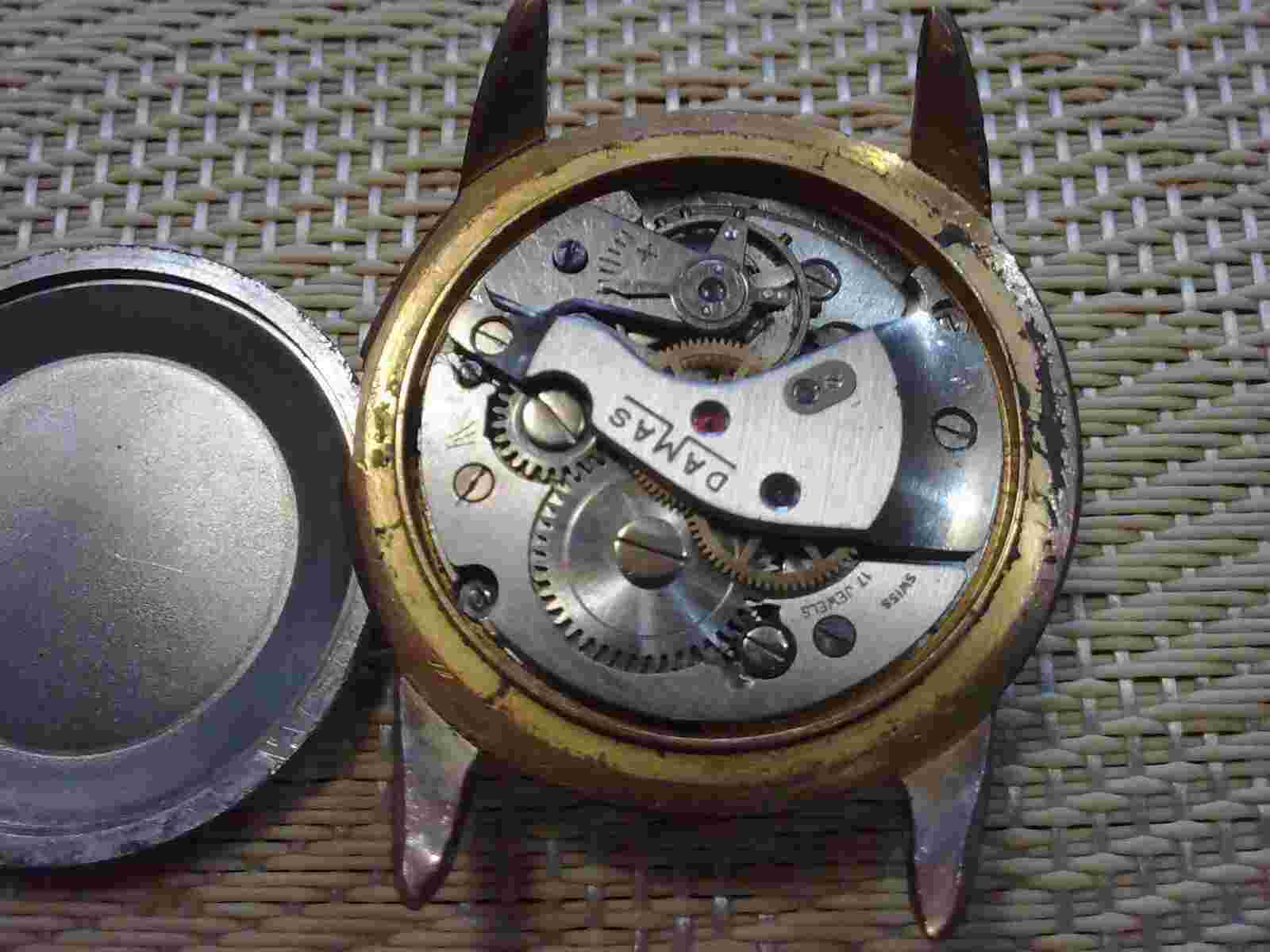 Vintage  MEN WATCH DAMAS  SWISS MADE