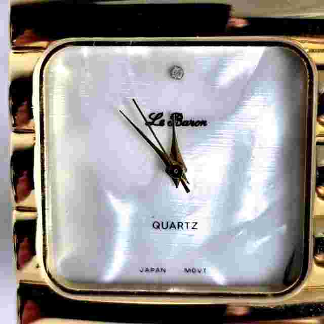 Le Baron Quartz Women's Watch Gold Band Perl Face ID ENT Japan Movement Works
