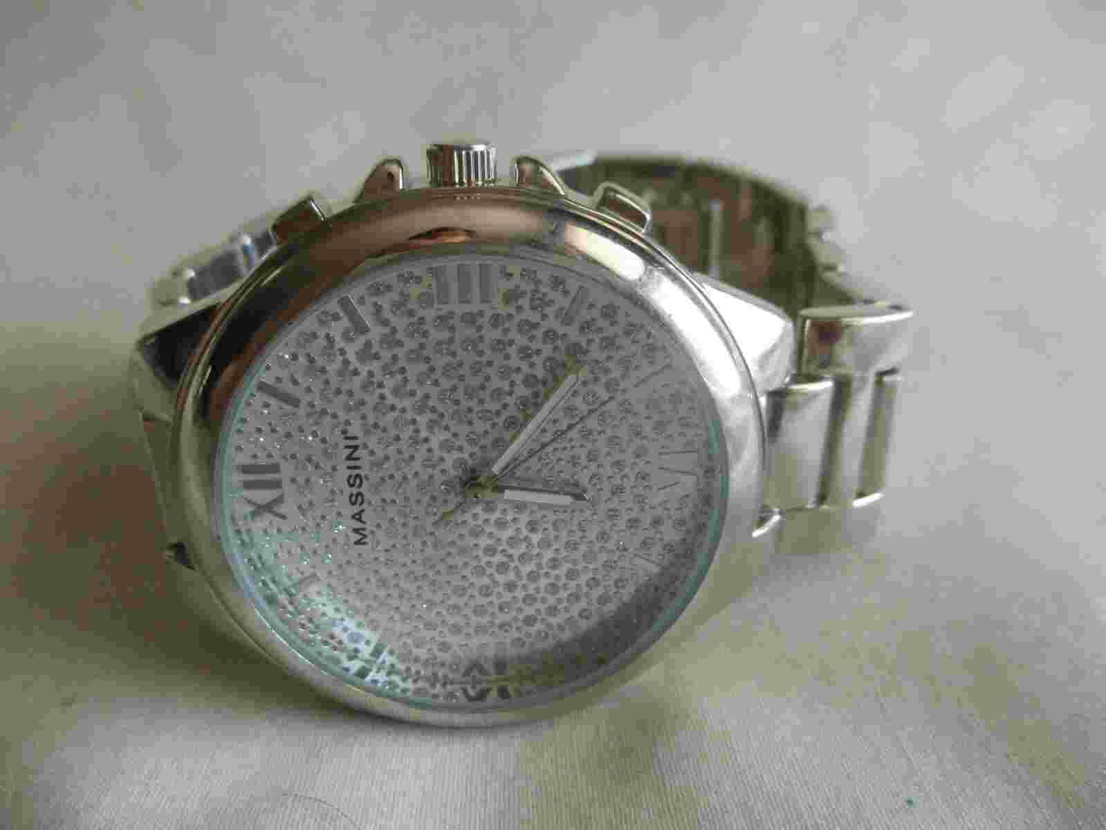 Massini Analog Wristwatch