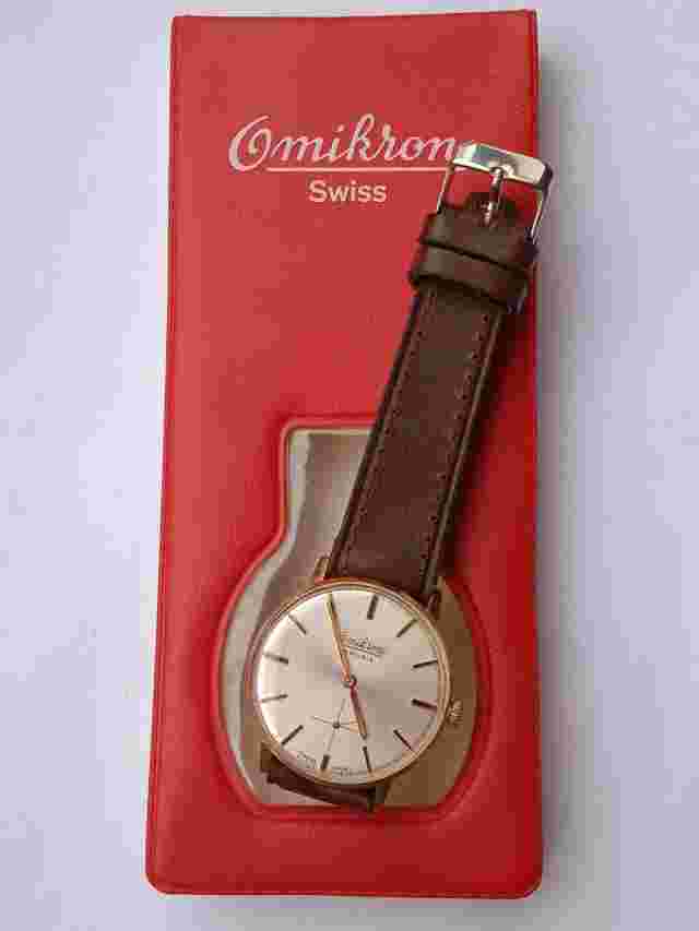 Rare Vintage OMIKRON 21 Jewels 6325 In a BOX