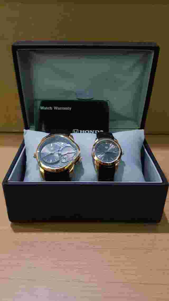 Lot 2 Collectible Lover Set Elegant Luxury Honda Watch Gold Men Lady Limited Ed.