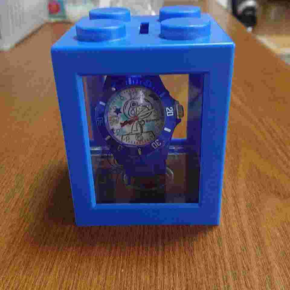 Snoopy Peanuts Watch Amusement No Battery from Japan