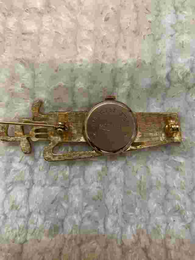 Vintage 1950's Golf Bag Brooch Pin with Medana Special Wind Up Swiss Watch