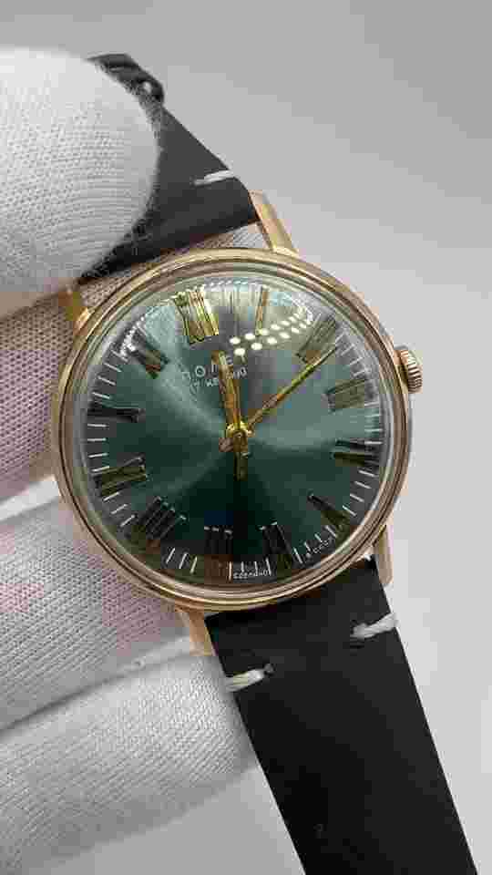 Vintage USSR Soviet Era Mens Rose Gold Watch 583 14K Poljot Cal.2609 Case 15.23g
