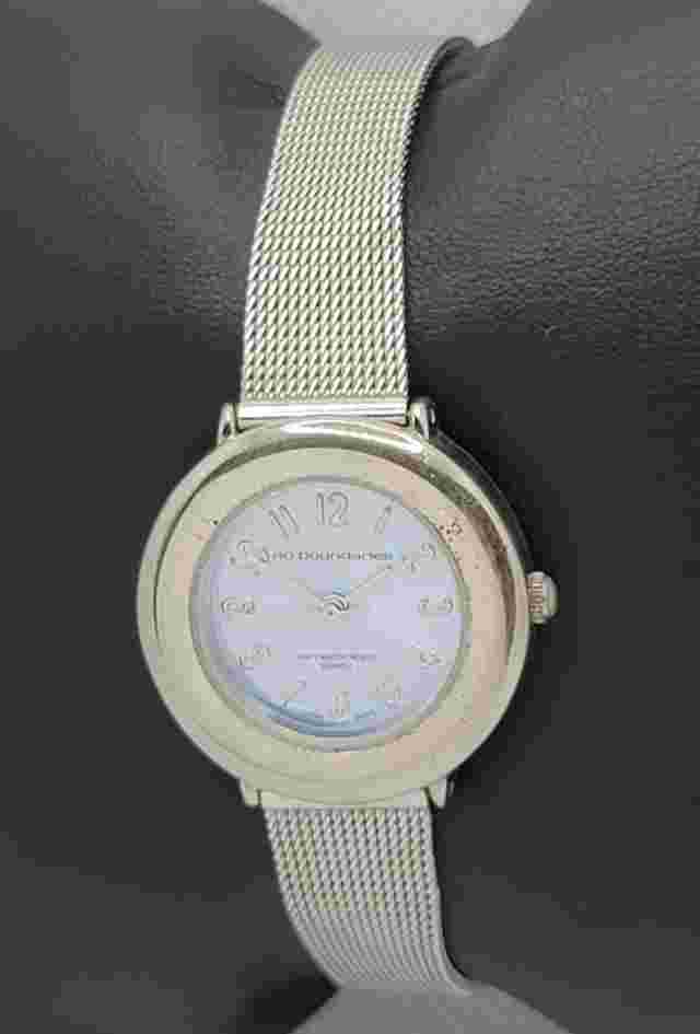 Ladies No Boundaries Classic Round Silver Tone Blue Dial Mesh Band Watch L3