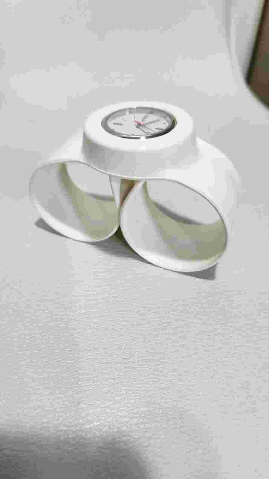 Rumba Watch White Slap On Band with White Face & new Battery (Working No Issues)