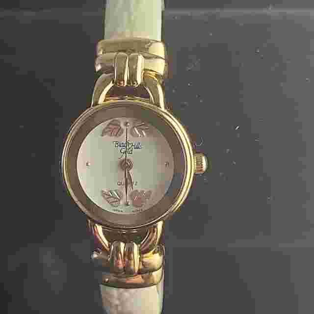 Vintage Black Hills Gold 12K Ladies 23mm Spring Cuff Watch Needs Battery