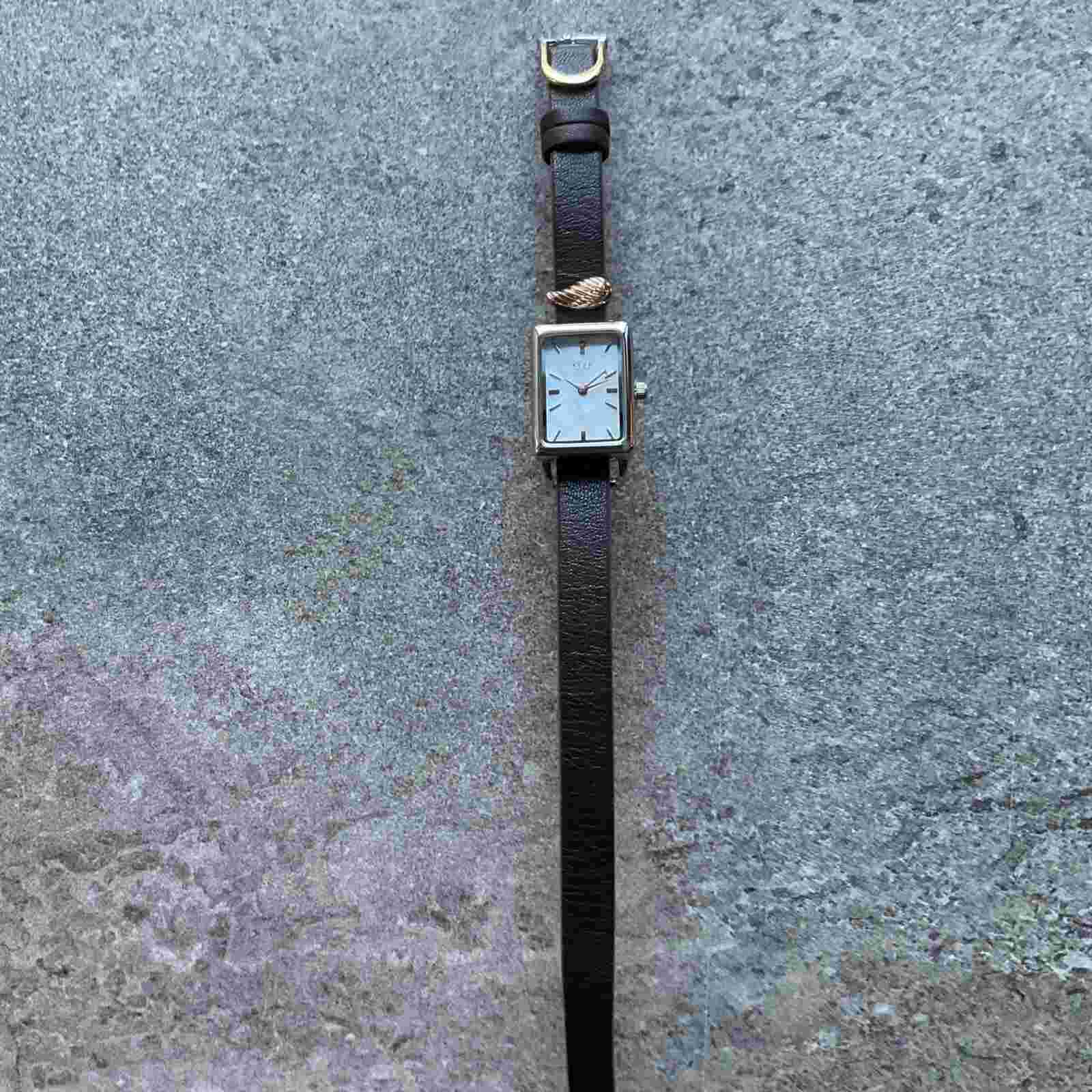 Beautiful Keep Collective Womens Watch W/Reverseable Leather Band NWOT B-Q