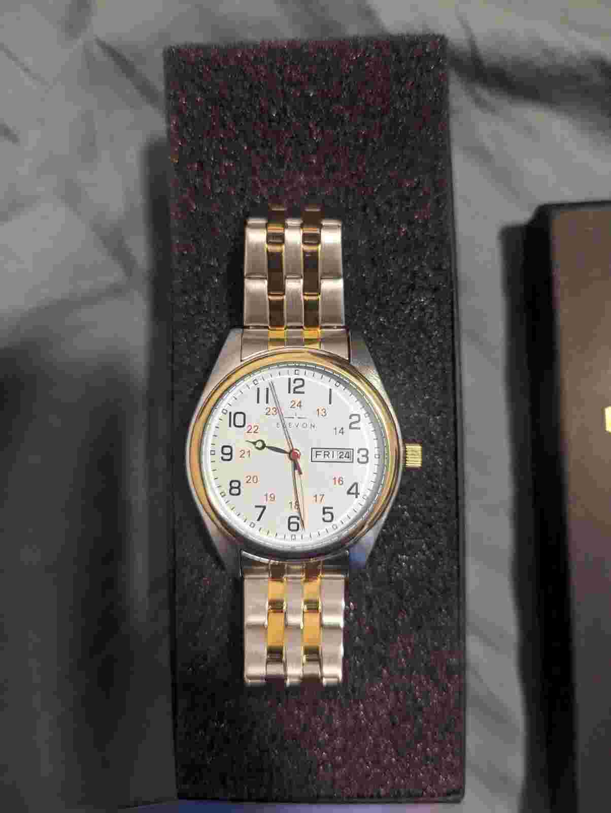 Elevon Gann Bracelet Watch w/Day/Date - Gold/Silver