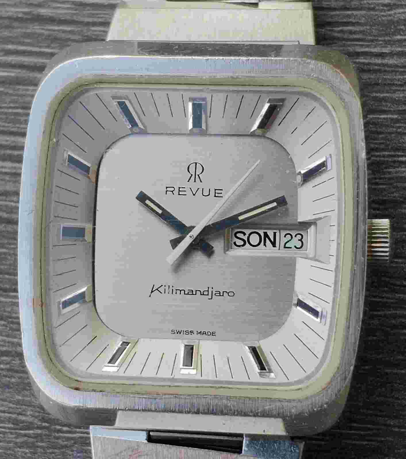 Vintage men's Revue Kilimandjaro automatic watch ETA 2789