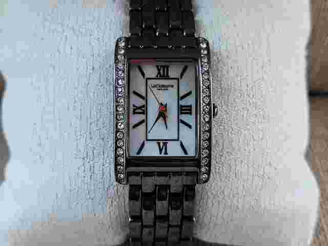 Liz Claiborne Ladies Wristwatch Black Tone Quartz Analog Wrist Watch