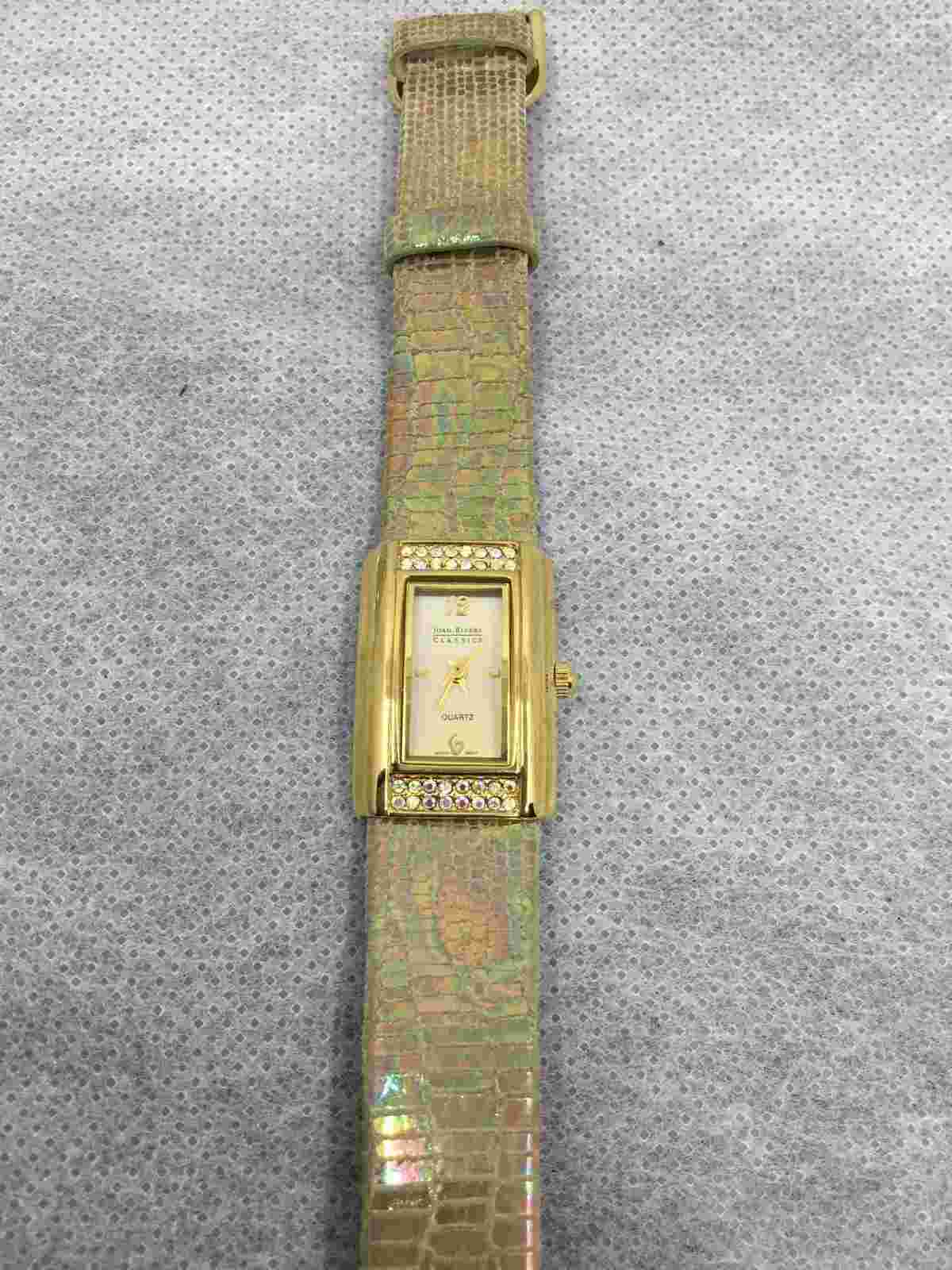 Vintage Joan Rivers Classics Mother of Pearl Face Rhinestone Watch NO BATTERY
