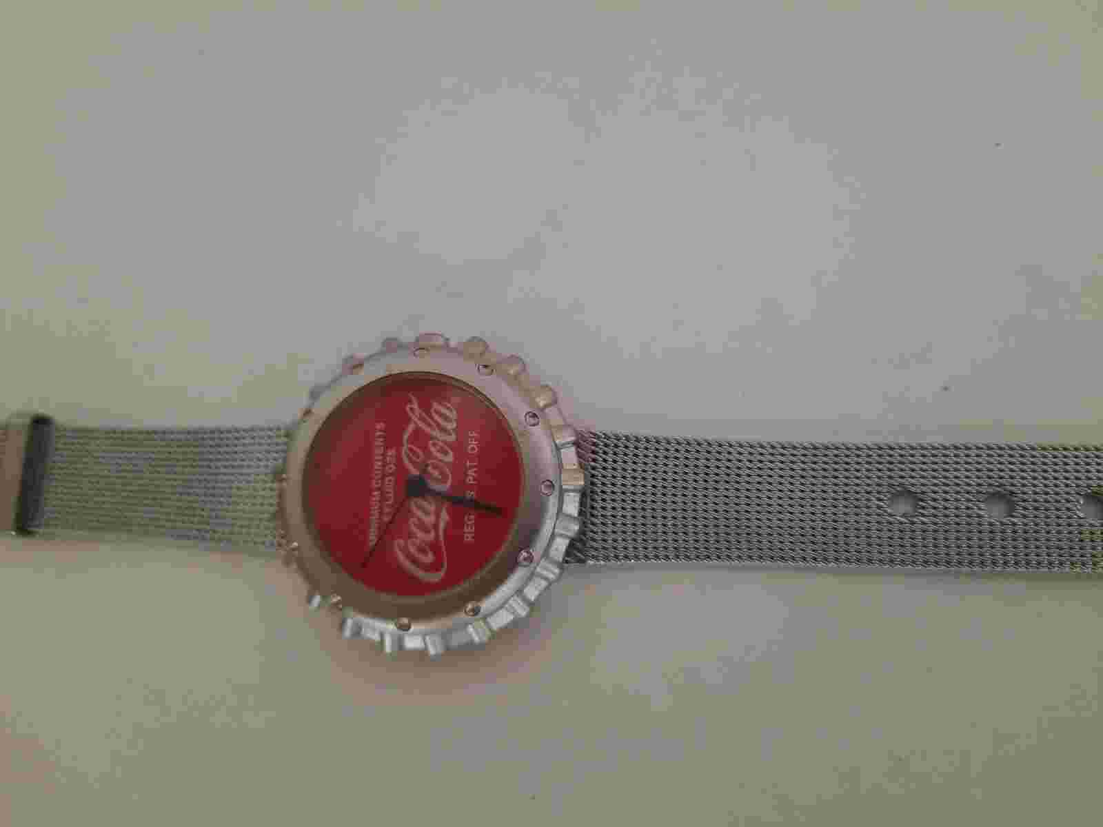 Women's 1999 COCA-COLA Watch w/ Needs battery.