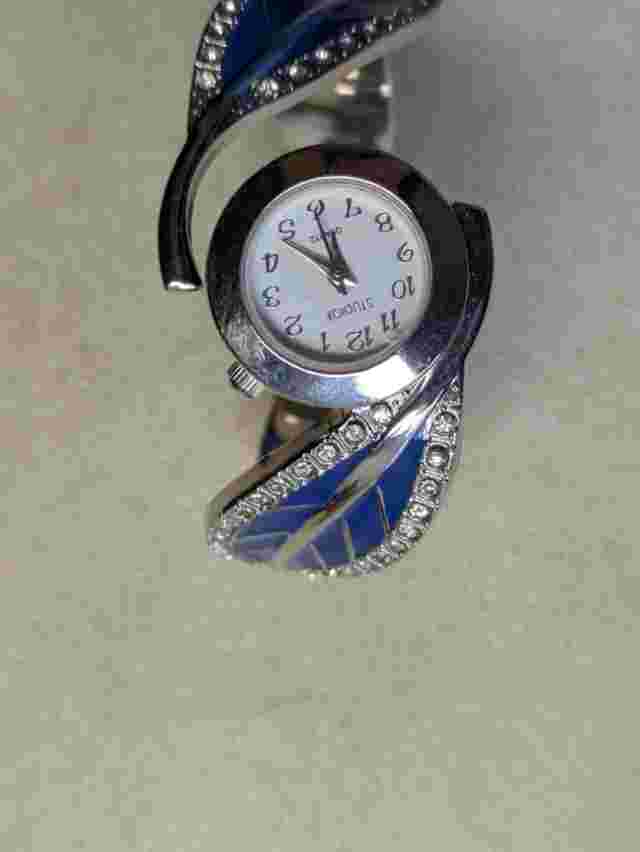 Studio STD3940T Women's Wristwatch-Metal Wristlet Band-!!FOR PARTS ONLY!!
