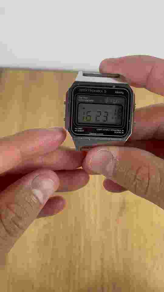 Soviet watch ELECTRONICS 5 Elektronika, LCD Digital vintage quartz USSR + box