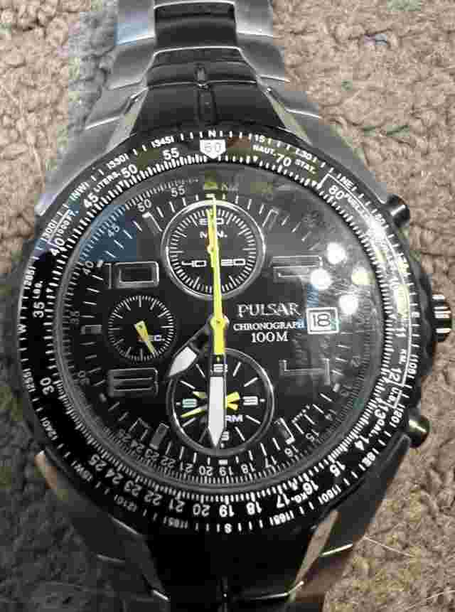 MENS PULSAR 7T62-X041 Stainless Steel Mens Watch Chronograph NEEDS BATTERY