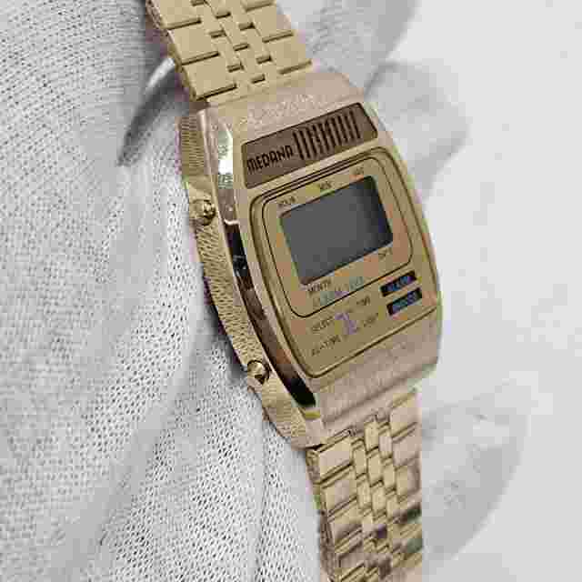MEDANA Men's Digital Wrist Watch Vintage Gold Tone Day Date Alarm New Battery