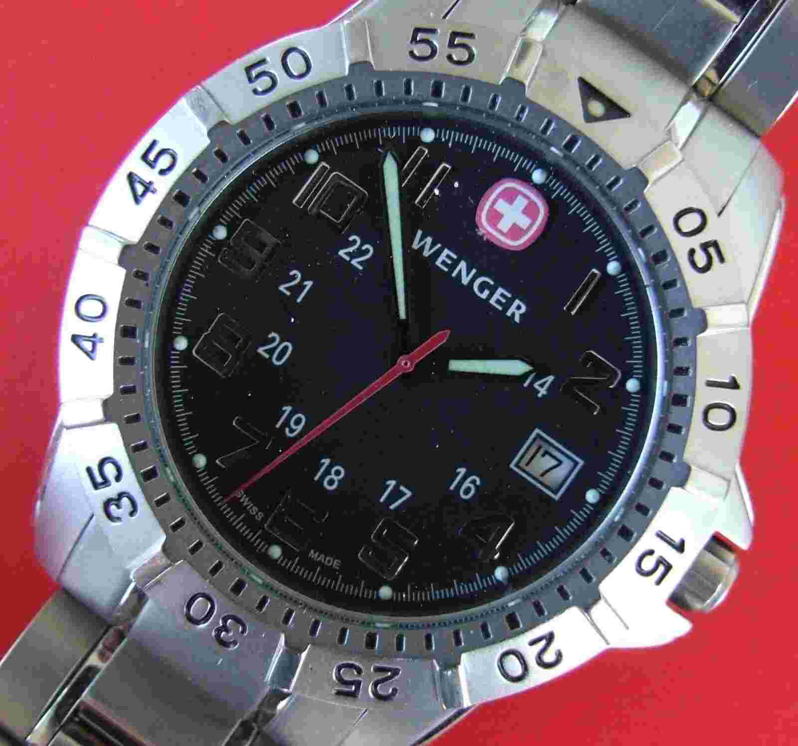 Men's WENGER Swiss Army ALL TITANIUM MOUNTAINEER~42mm~Ratchet Bezel~Ti Bracelet