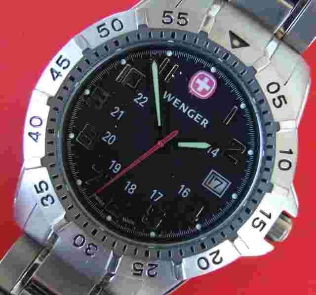 Men's WENGER Swiss Army ALL TITANIUM MOUNTAINEER~42mm~Ratchet Bezel~Ti Bracelet