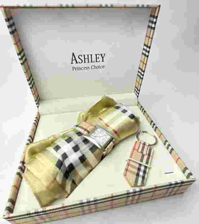 Vintage NIB Ashley Princess Choice Plaid Watch Set with Keychain & Scarf