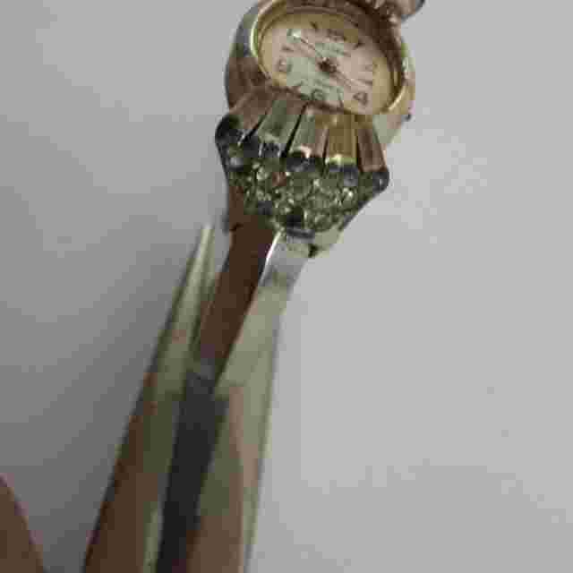 Welsbro Wrist Watch Cut Glass Stones Ladie's NOT TESTED No Battery Not Working