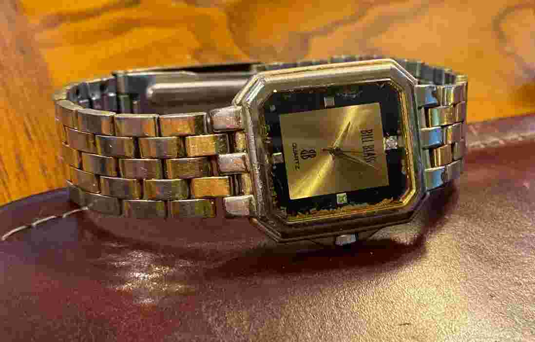 Women's VTG 25mm Bill Blass Watch, Gold Tone with Bracelet Band