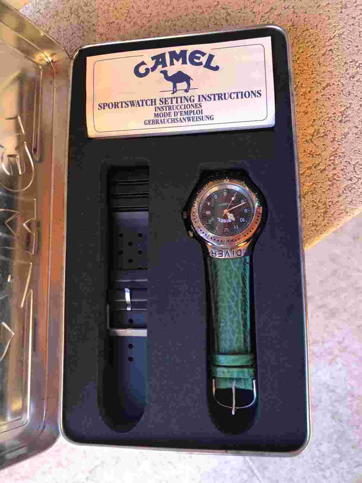 Authentic Camel Diver Sportswatch with two straps