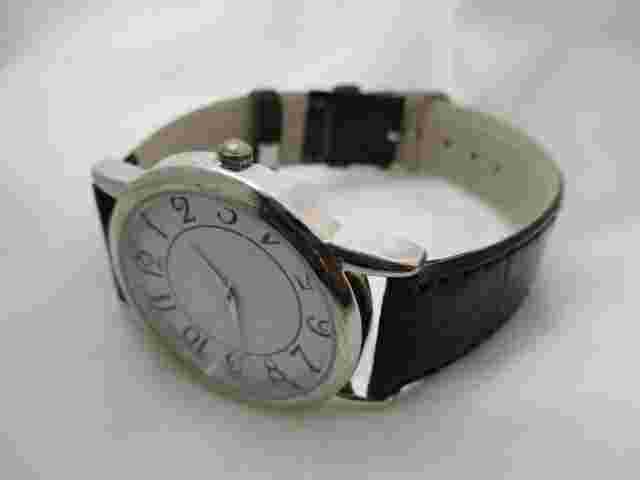 Calvin Hill Analog Wristwatch Black Buckle Band Silver Tone Round White Face