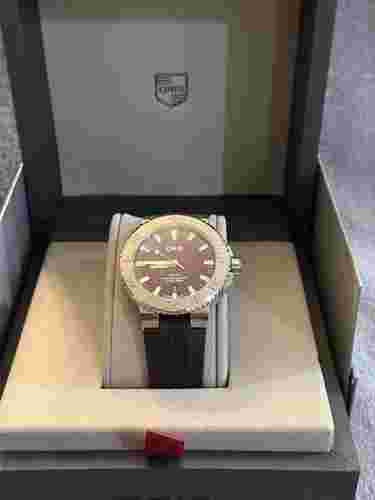 Oris Aquis Red Men's Watch - 01 733 7766 4158-07 8 22 05PEB