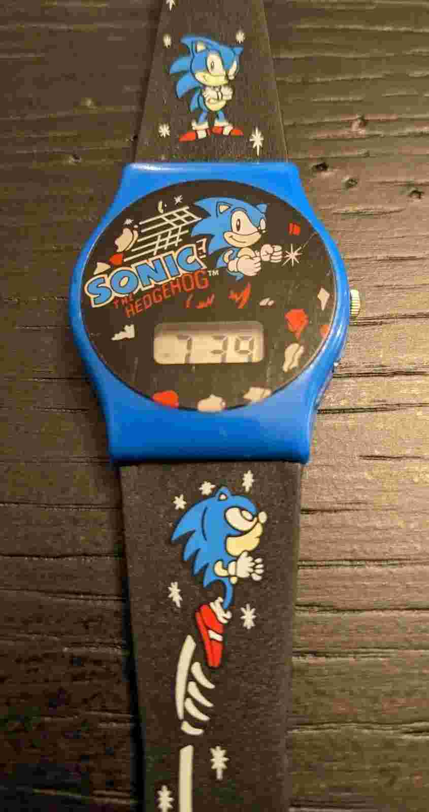 1995 SEGA Sonic the Hedgehog LCD Game Character Watch SHW103 Innovative Time