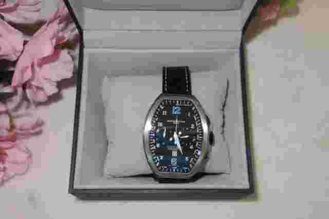 Montres De Luxe Mens Estremo Black Chronograph Tonneau Leather Watch NEW