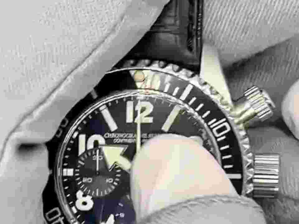 Chronographe Suisse Continental Rivasport AUTOMATIC WITH BOX & GUARANTEE