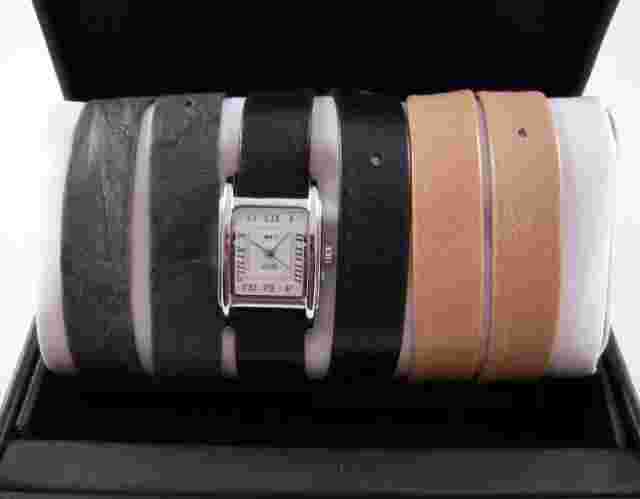 La Mer Silver Interchangeable Gift Box: Camel, Black and Washed Gray Straps