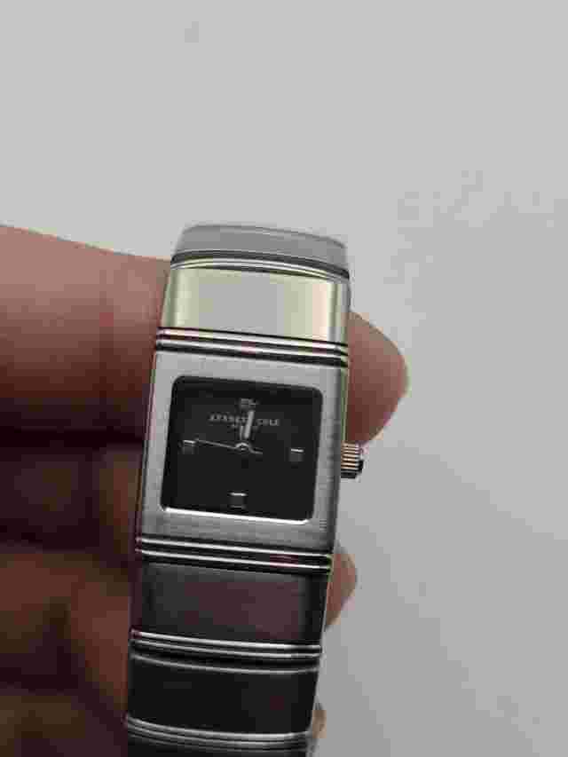 Kenneth Cole New York Women's KC4209 Silver Tone Watch New Battery Working