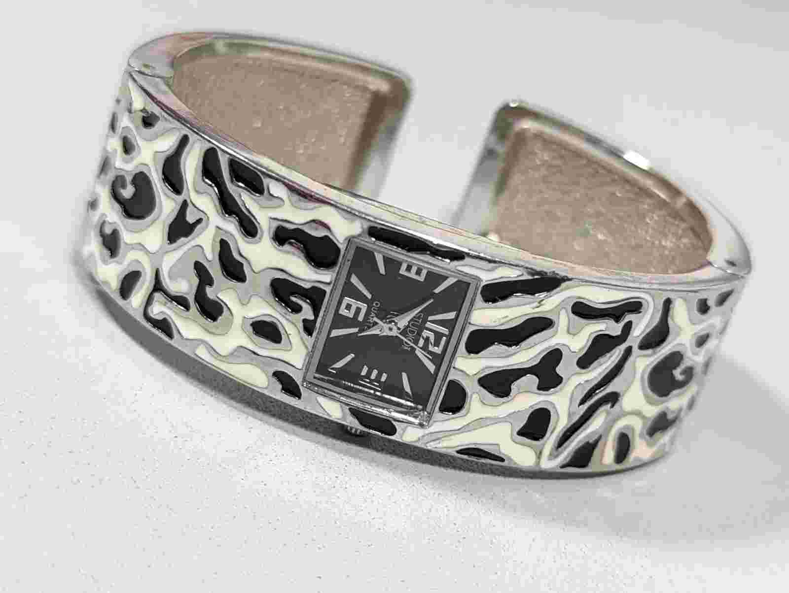 Studio Womans Black Dial White Black Silver Tone Hinge Bracelet Watch 6.75 Inch